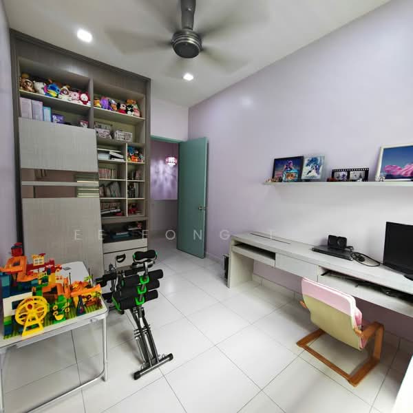 Rumah Kluster untuk Dijual di Setia Tropika (Johor Bahru) - Ee Fong Toh - Bedroom - PropertyGuru.com.my