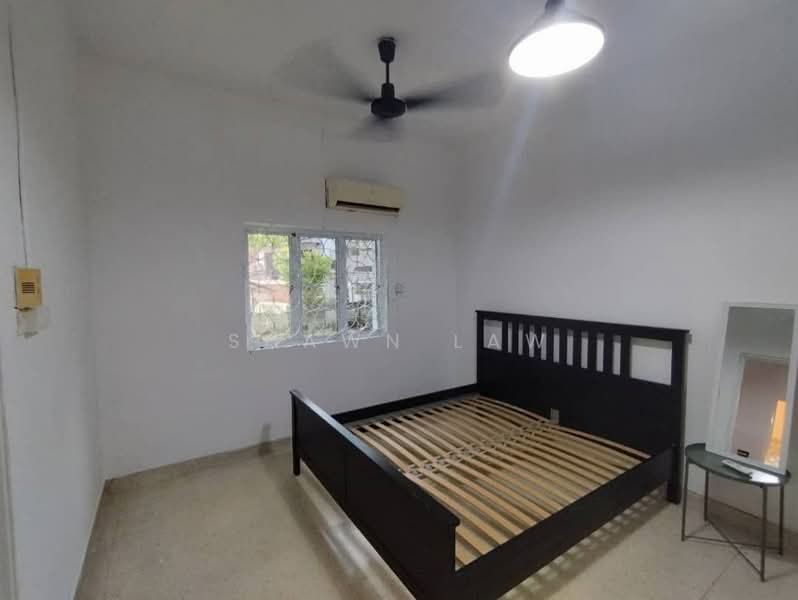 Semi-Detached House for Rent in Johor Bahru (Johor) - Shawn Law - Bedroom - PropertyGuru.com.my