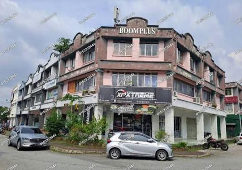 Shop / Office for Sale in Seksyen 13 (Shah Alam) - Lenz Tee - Exterior - PropertyGuru.com.my