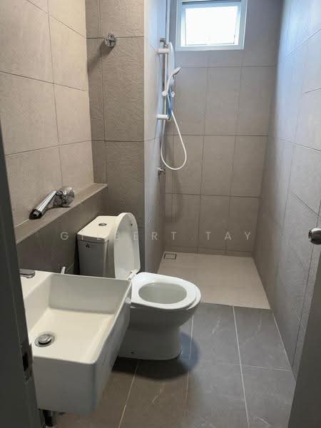 Condominium for Rent at Lakefront Residence - Gilbert Tay - Bathroom - PropertyGuru.com.my