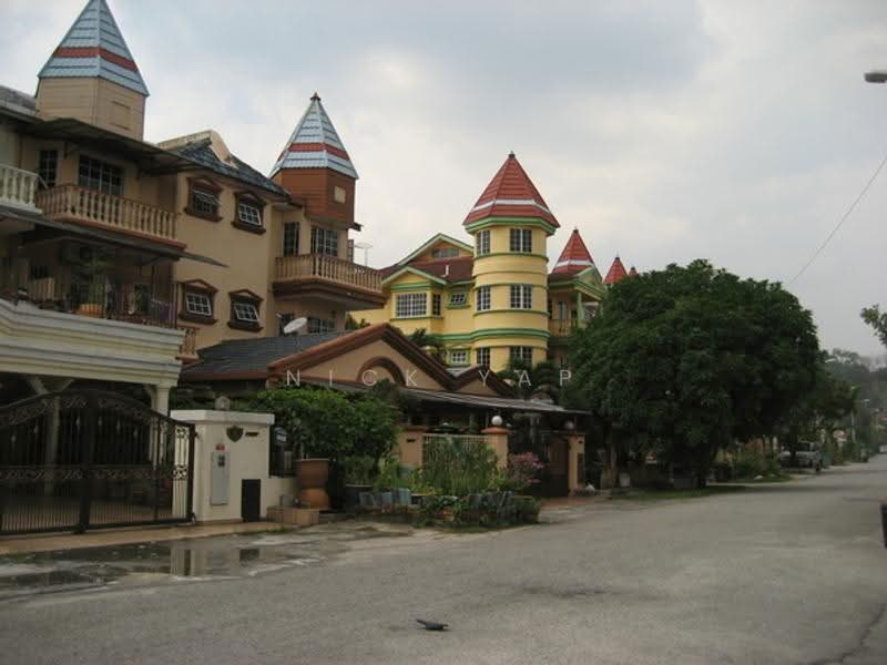 Rumah Teres 3-Tingkat untuk Dijual di Batu 9 (Cheras) - Nick Yap - Exterior - PropertyGuru.com.my