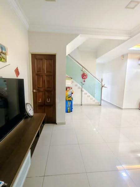 2-storey Terraced House for Rent in Taman Cempaka (Ampang) - Jun Kien Chu - Living Room - PropertyGuru.com.my
