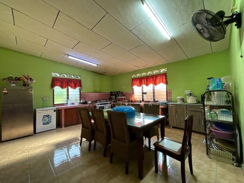 Semi-Detached House for Sale in Sepang (Selangor) - M Jamil Ali - Kitchen - PropertyGuru.com.my