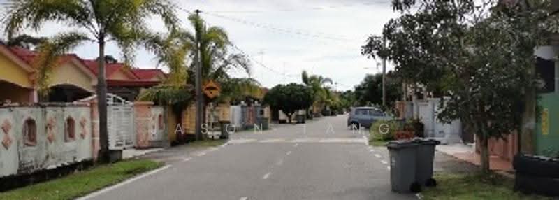 Rumah Teres 1-Tingkat untuk Dijual di Taman Jauhari (Parit Jawa) - Jason Tang - Exterior - PropertyGuru.com.my
