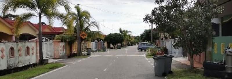 Rumah Teres 1-Tingkat untuk Dijual di Taman Jauhari (Parit Jawa) - Jason Tang - Exterior - PropertyGuru.com.my