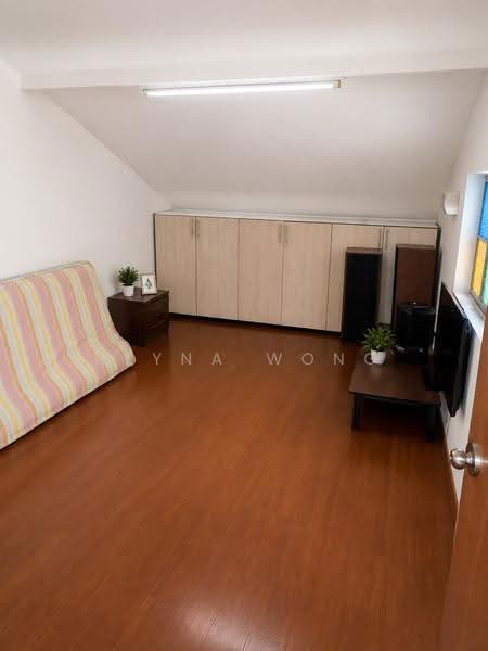 1.5-storey Terraced House for Sale in Taman Gaya (Ulu Tiram) - Reyna Wong - Living Room - PropertyGuru.com.my