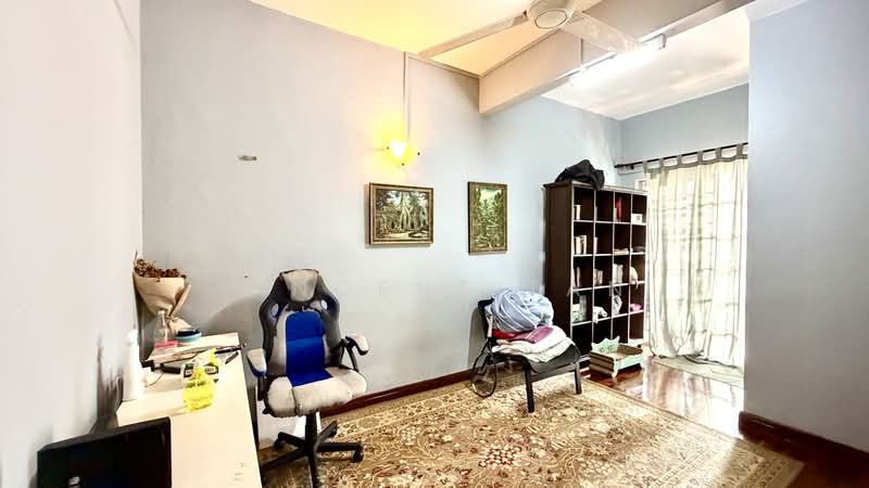 Rumah Teres 2.5-Tingkat untuk Dijual di Bandar Sri Damansara (Selangor) - Vincent Tan - Family area - PropertyGuru.com.my
