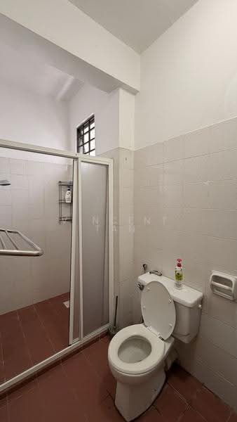 Rumah Teres 2.5-Tingkat untuk Dijual di Bandar Sri Damansara (Selangor) - Vincent Tan - Bathroom - PropertyGuru.com.my