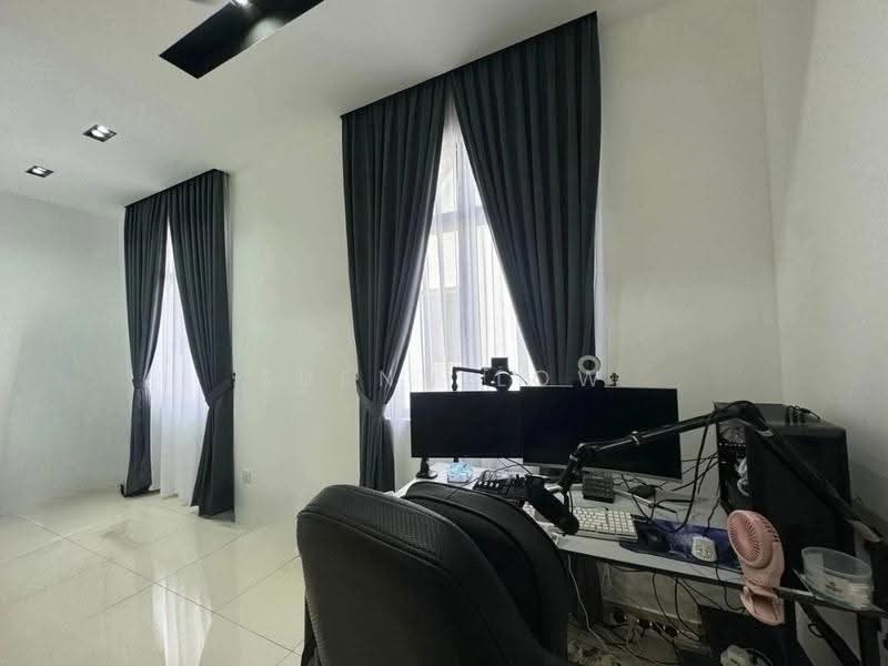 2-storey Terraced House for Sale in Taman Ekoflora (Johor Bahru) - Suenn Low - Study - PropertyGuru.com.my
