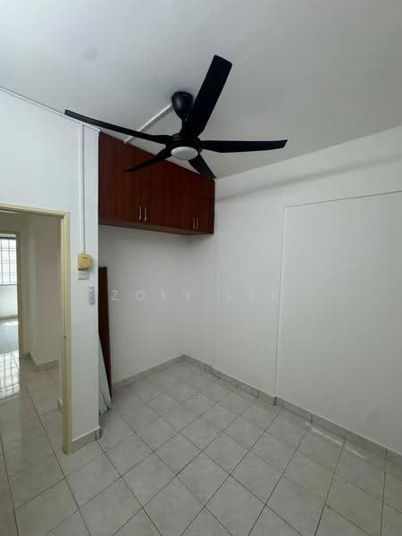 Pangsapuri untuk Dijual di Bayu Puteri 2 - Zoey Lee - PropertyGuru.com.my