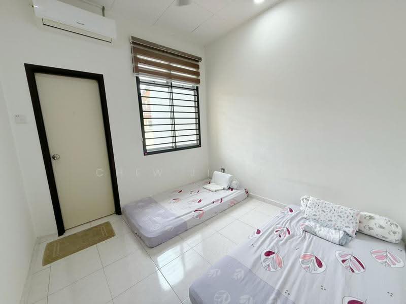 2-storey Terraced House for Sale in Tebrau (Johor) - Chew Jia Jia - Bedroom - PropertyGuru.com.my
