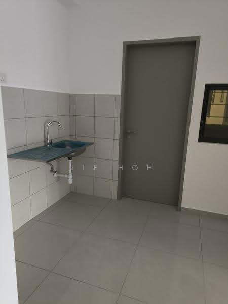 Service Residence for Sale at D'Vervain - Jie Hoh - Bathroom - PropertyGuru.com.my