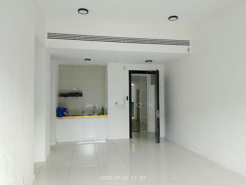 Condominium for Sale at The Veo - Jie Hoh - Kitchen - PropertyGuru.com.my