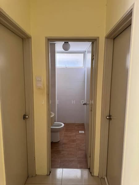 Kondominium untuk Dijual di Platinum Lake PV 15 - Jie Hoh - Bathroom - PropertyGuru.com.my