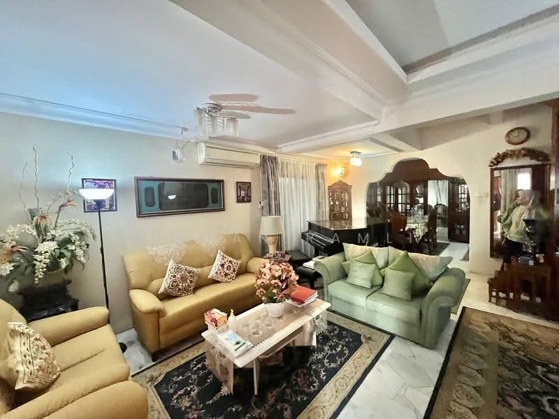 2-storey Terraced House for Sale in Taman Sri Cheras (Cheras) - Luqman Ramli - Living Room - PropertyGuru.com.my