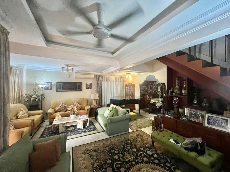 2-storey Terraced House for Sale in Taman Sri Cheras (Cheras) - Luqman Ramli - Living Room - PropertyGuru.com.my