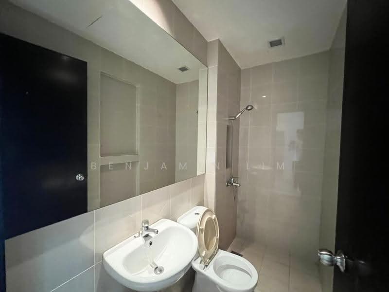 2-storey Terraced House for Sale in Leisure Farm (Gelang Patah) - Benjamin Lim - Bathroom - PropertyGuru.com.my