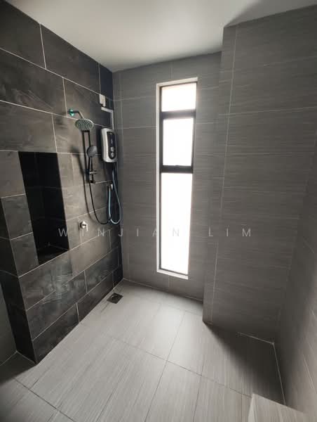 2-storey Terraced House for Rent in Sunsuria City (Dengkil) - Winjian Lim - Bathroom - PropertyGuru.com.my
