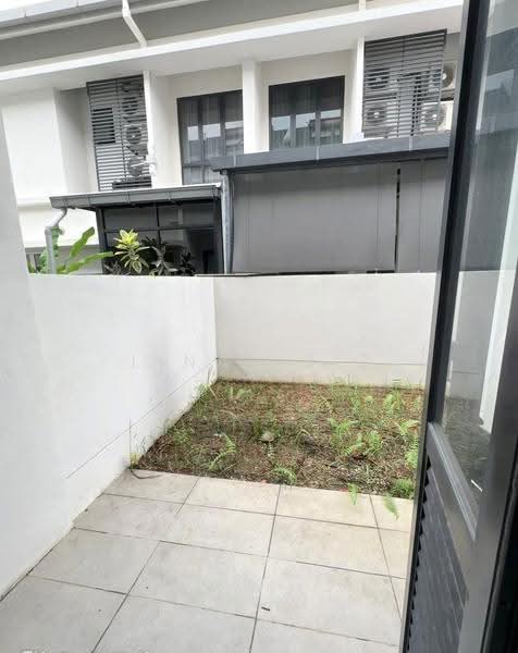 Rumah Berkembar untuk Dijual di Elmina (Shah Alam) - Lina Aziz - Exterior - PropertyGuru.com.my
