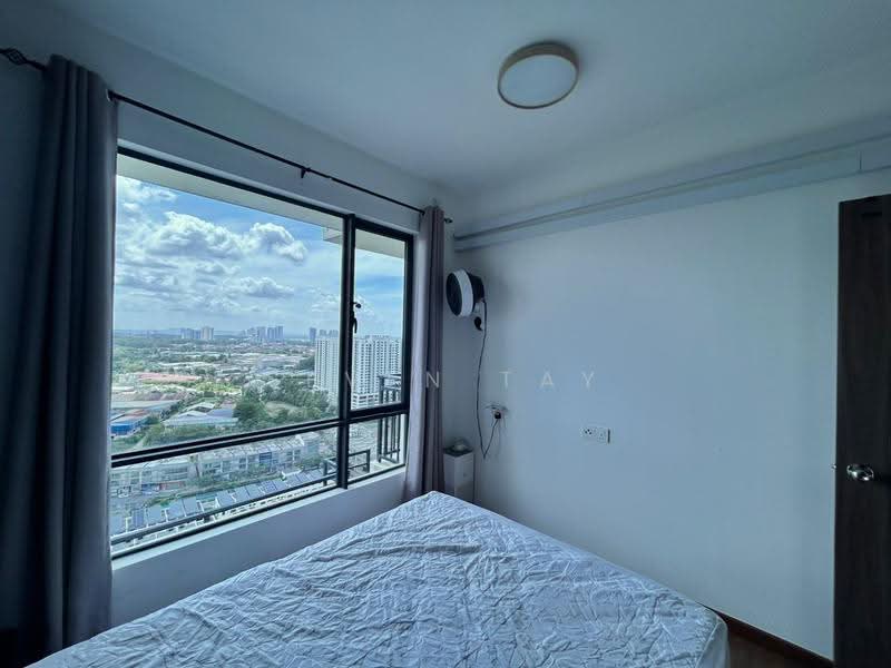 Kediaman Servis untuk Dijual di Country Garden Central Park - Seven Tay - Bedroom - PropertyGuru.com.my