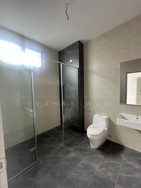 Rumah Kluster untuk Dijual di Taman Mount Austin (Tebrau) - Evanne Wan - Bathroom - PropertyGuru.com.my