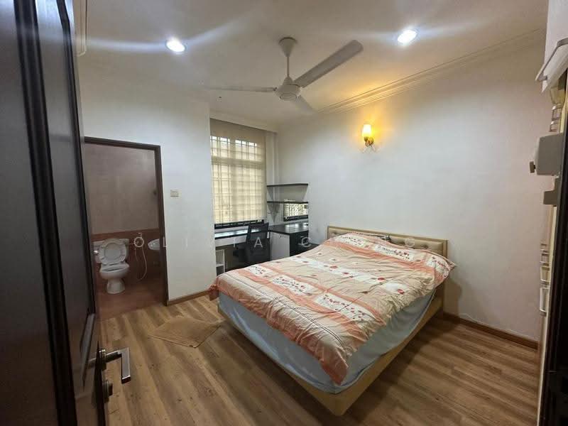 2-storey Terraced House for Sale in Permas Jaya (Johor Bahru) - Olivia Ching - Bedroom - PropertyGuru.com.my