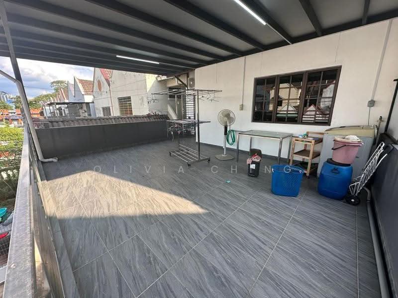 2-storey Terraced House for Sale in Permas Jaya (Johor Bahru) - Olivia Ching - Balcony - PropertyGuru.com.my