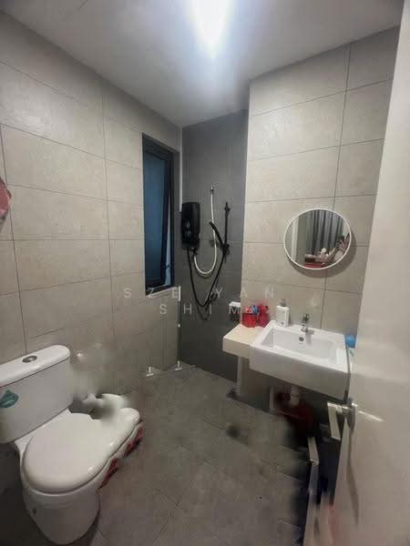 Service Residence for Rent at Aera Residence - Sze Yan Shim - Bathroom - PropertyGuru.com.my