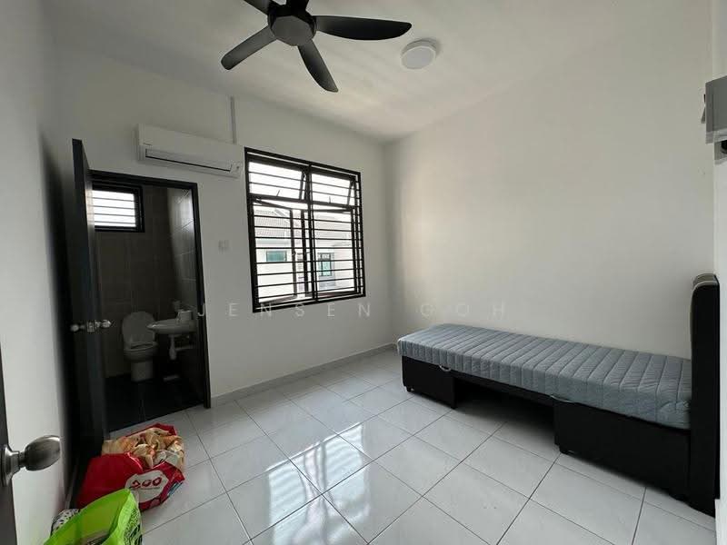 2-storey Terraced House for Rent in Tebrau (Johor) - Jensen Goh - Bedroom - PropertyGuru.com.my