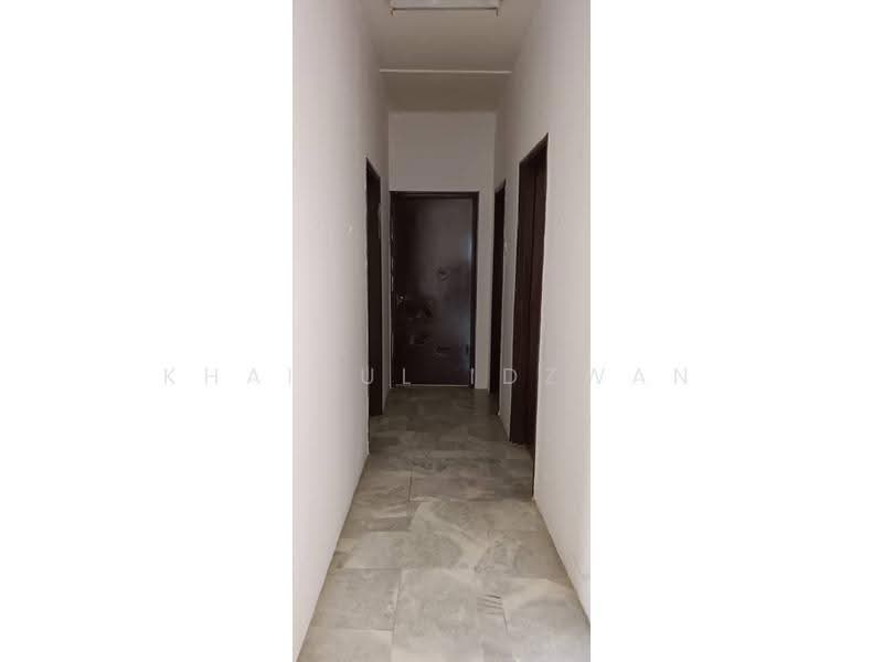 Pangsapuri untuk Dijual di Kenangan View - Khairul Idzwan - Corridor - PropertyGuru.com.my