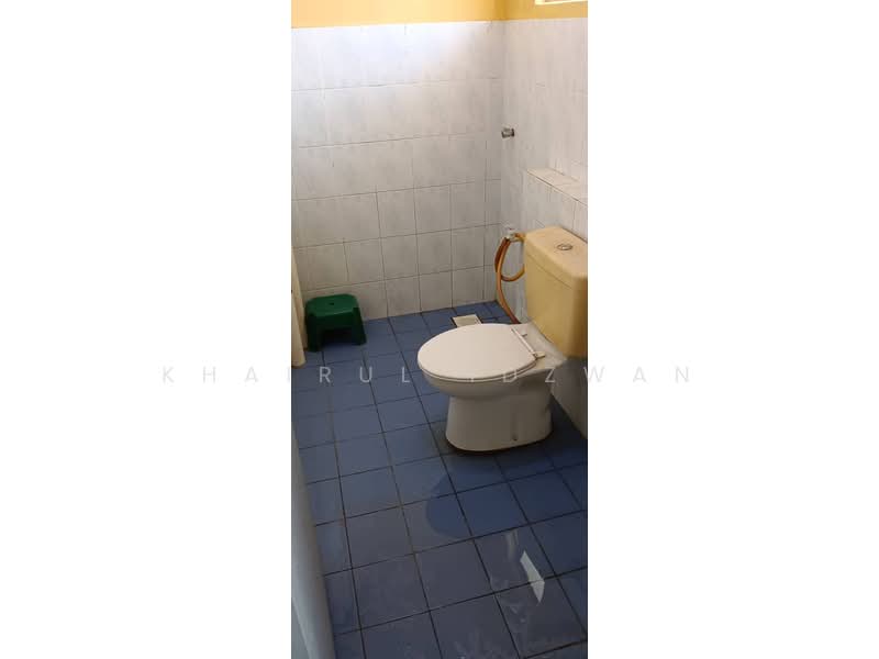Pangsapuri untuk Dijual di Kenangan View - Khairul Idzwan - Bathroom - PropertyGuru.com.my