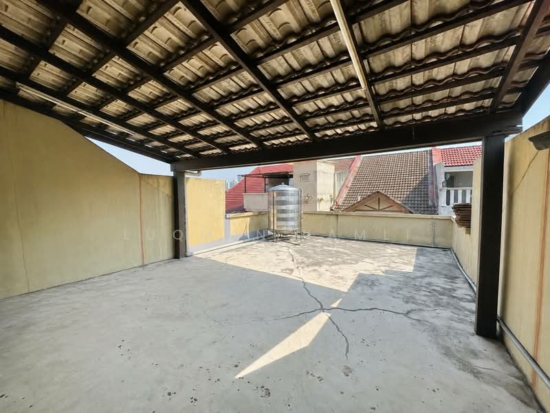 Rumah Teres 2.5-Tingkat untuk Dijual di Batu 9 (Cheras) - Luqman Ramli - Roof - PropertyGuru.com.my