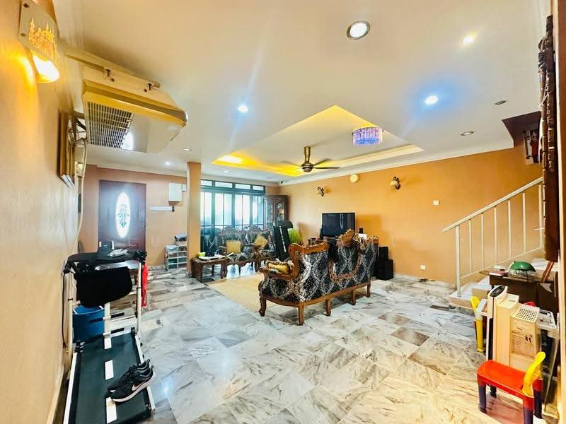 Rumah Teres 2.5-Tingkat untuk Dijual di Batu 9 (Cheras) - Luqman Ramli - Living Room - PropertyGuru.com.my