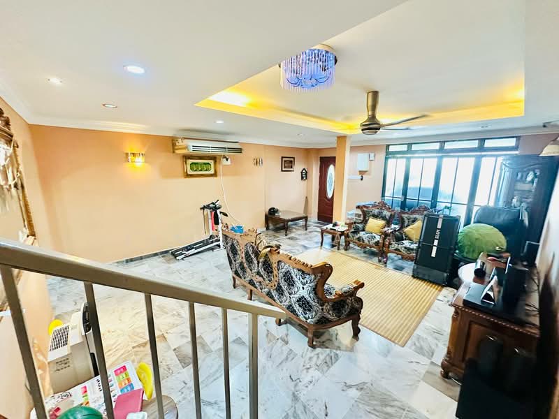 Rumah Teres 2.5-Tingkat untuk Dijual di Batu 9 (Cheras) - Luqman Ramli - Living Room - PropertyGuru.com.my
