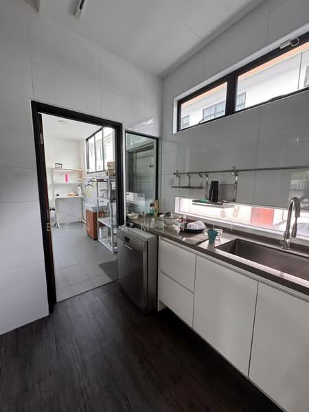 Rumah Teres 2-Tingkat untuk Dijual di Johor Bahru (Johor) - Benjamin Lim - Kitchen - PropertyGuru.com.my