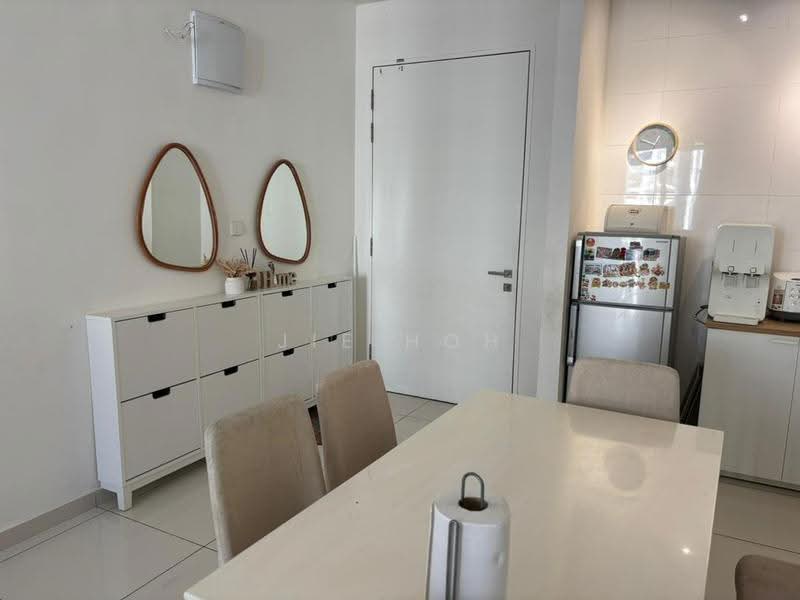 Service Residence for Sale at Kenwingston Platz - Jie Hoh - Kitchen - PropertyGuru.com.my