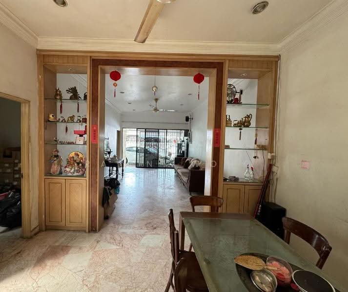 Rumah Berkembar untuk Dijual di Ayer Itam (Penang) - Rainny Wong - Living Room - PropertyGuru.com.my