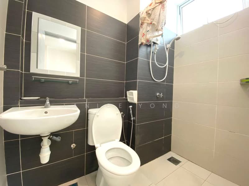 Pangsapuri untuk Disewa di Midori Green (Pangsapuri Hijauan) - Janice Yong - Bathroom - PropertyGuru.com.my