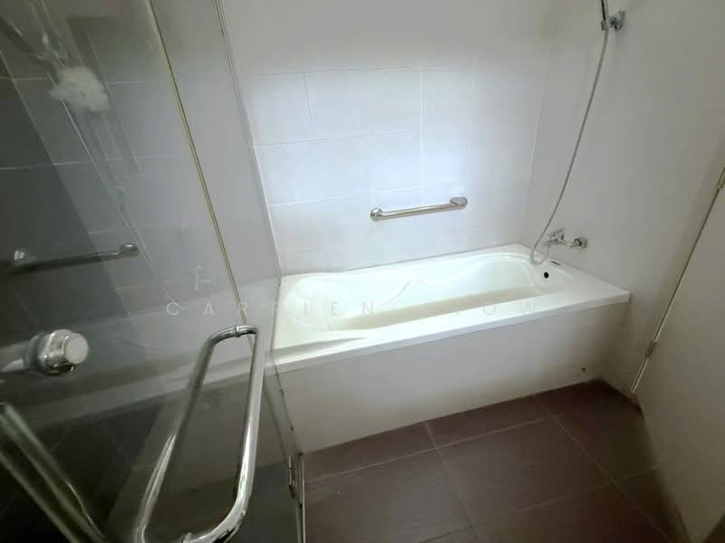 Bungalow House untuk Dijual di Taman Pelangi (Johor Bahru) - Carrien Siow - Bathroom - PropertyGuru.com.my