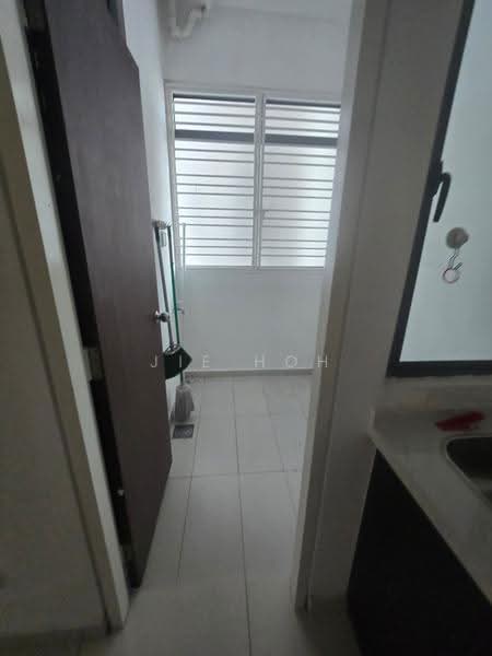 Service Residence for Sale at Seasons Garden Residences - Jie Hoh - Bathroom - PropertyGuru.com.my