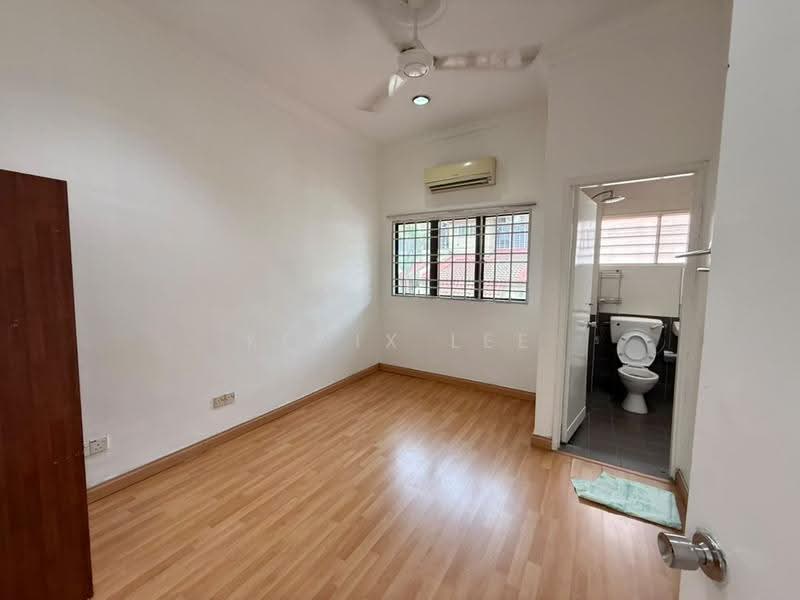 2-storey Terraced House for Rent in SS18 (Subang Jaya) - Kenix Lee - Bedroom - PropertyGuru.com.my