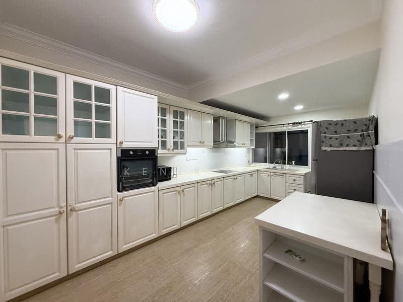 Rumah Teres 2-Tingkat untuk Disewa di SS18 (Subang Jaya) - Kenix Lee - Kitchen - PropertyGuru.com.my