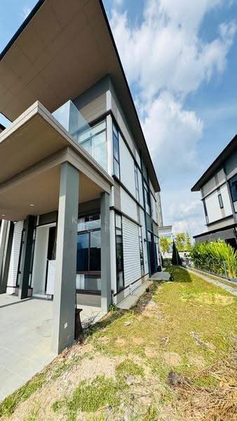 Semi-Detached House for Rent in Iskandar Puteri (Nusajaya) (Johor) - Kelvin Chee - Exterior - PropertyGuru.com.my