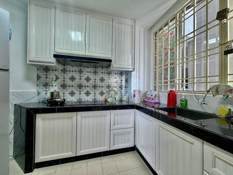 Condominium for Sale at Villa Wangsamas - Adilah Adib - Kitchen - PropertyGuru.com.my