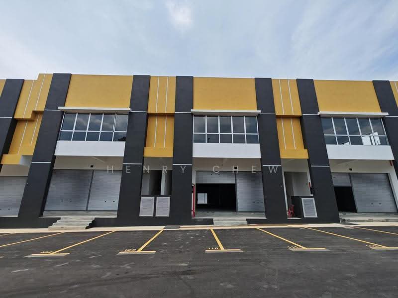 Kilang Teres untuk Disewa di Taman Sri Bayu (Ampang) - Henry Chew - Exterior - PropertyGuru.com.my
