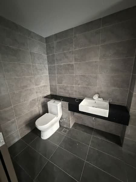 Rumah Berkembar untuk Dijual di Sungai Ara (Penang) - Hailey Ch'ng - Bathroom - PropertyGuru.com.my