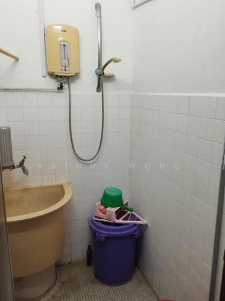 Rumah Teres 1-Tingkat untuk Dijual di Bandar Baru Air Itam (Ayer Itam) - Rainny Wong - Bathroom - PropertyGuru.com.my