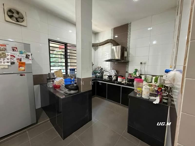 2-storey Terraced House for Sale in Kota Bayuemas (Klang) - Joanne Pua - Kitchen - PropertyGuru.com.my