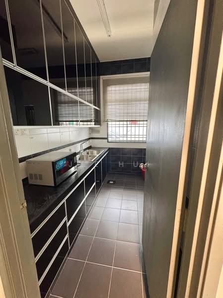 2-storey Terraced House for Sale in Setia Tropika (Johor Bahru) - Jee Hui - Kitchen - PropertyGuru.com.my