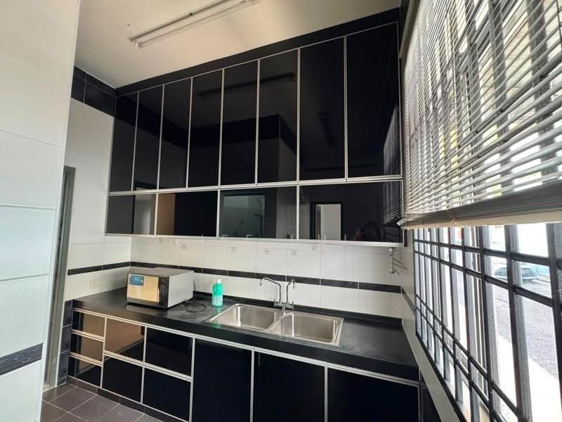 2-storey Terraced House for Sale in Setia Tropika (Johor Bahru) - Jee Hui - Kitchen - PropertyGuru.com.my